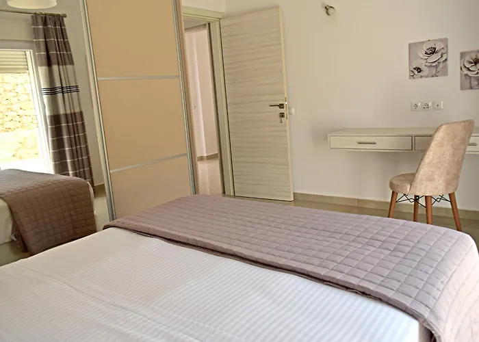 Puas Case de vacanță Lakki (Karpathos)